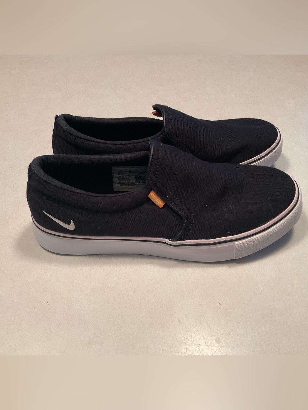Nike Court Royale AC Women's Slip-On Sneakers
Nike